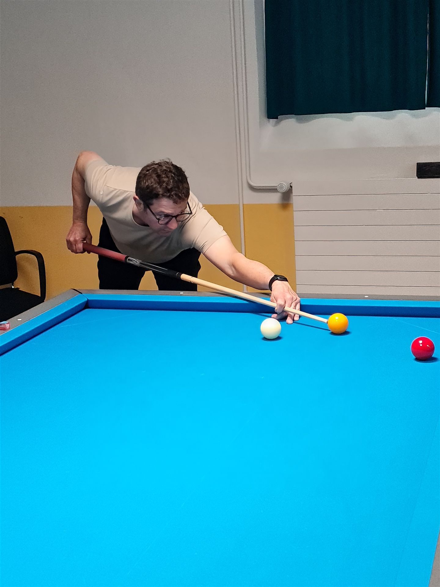 Joueur à la table lors de l’Open de Fribourg 2026